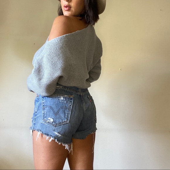 LEVI’S distressed shorts - Picture 11 of 16